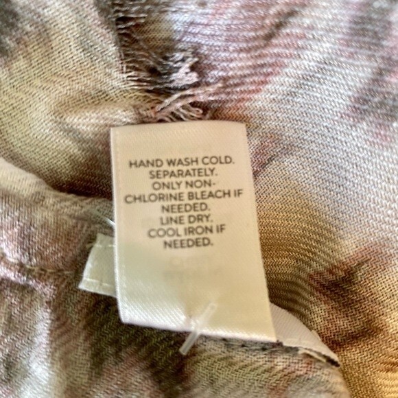 J JILL Infinity Scarf Gray Pink Mauve Purple Fringed NWT - Picture 3 of 6